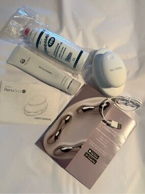 Nu Skin RenuSpa iO Microcurrent Technology - with Nu Skin Vera App